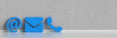 Iconos azules de contacto de servicio y línea directa como panorama
